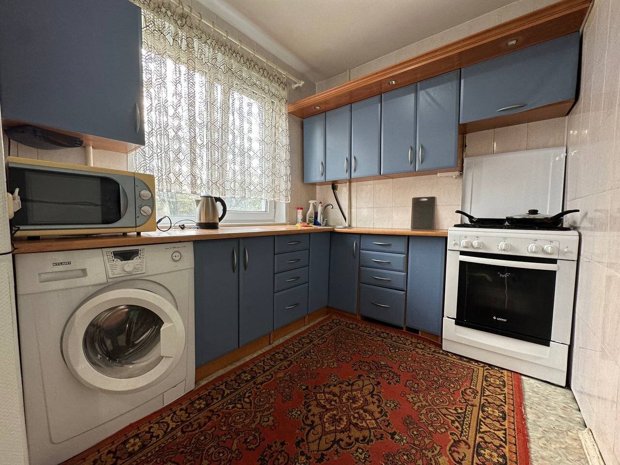 Трехкомнатная квартира на сутки в Солигорск, ул. Козлова 5