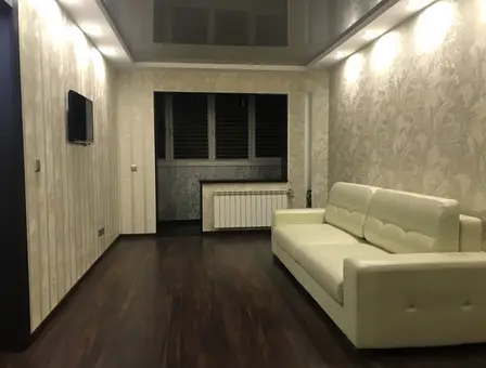Двухкомнатная квартира на сутки в Солигорск, ул. Ленина 1А