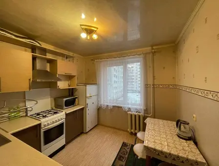 Трехкомнатная квартира на сутки в Солигорск, ул. Молодежная 29