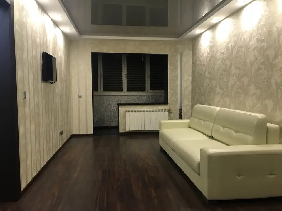 Двухкомнатная квартира на сутки в Солигорск, ул. Ленина 1А
