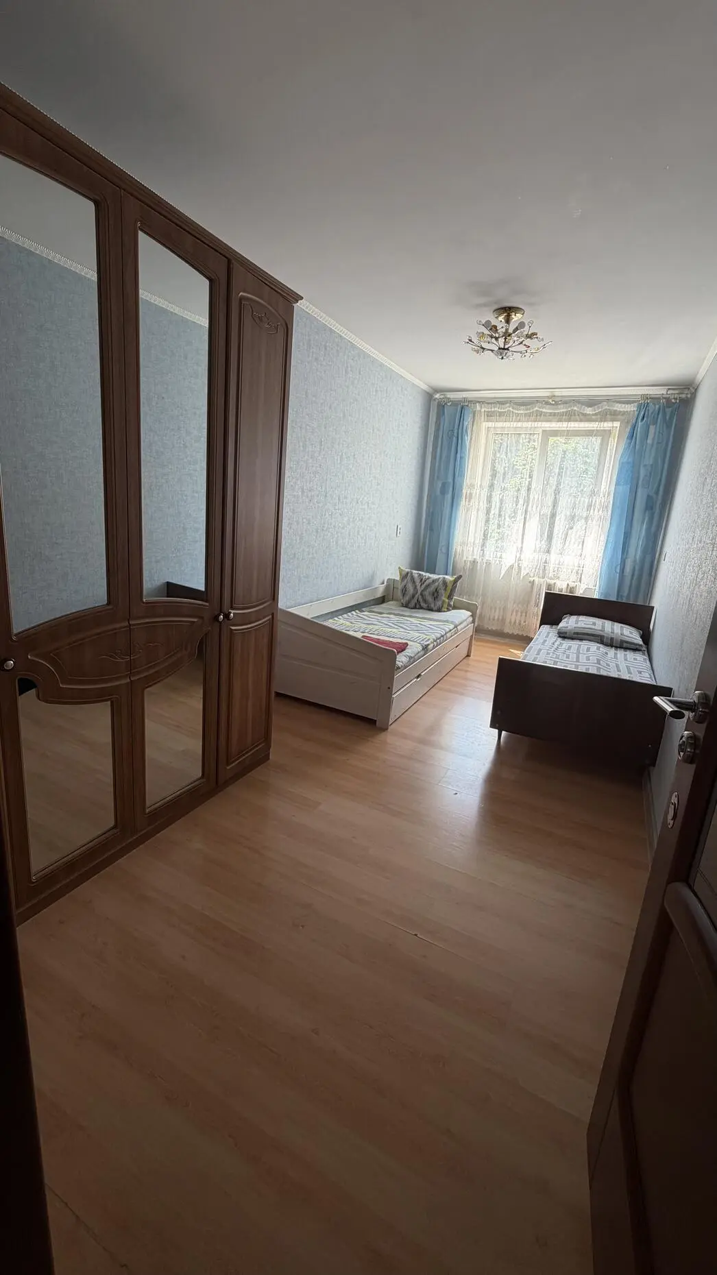 Apartment for daily rent, Soligorsk, Sportivnaya St. 32 — interior photo