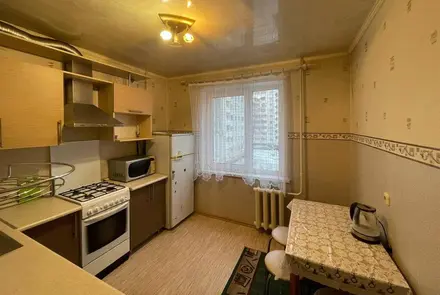 Трехкомнатная квартира на сутки в Солигорск, ул. Молодежная 29