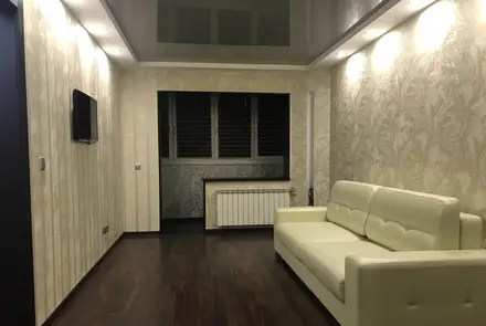 Двухкомнатная квартира на сутки в Солигорск, ул. Ленина 1А